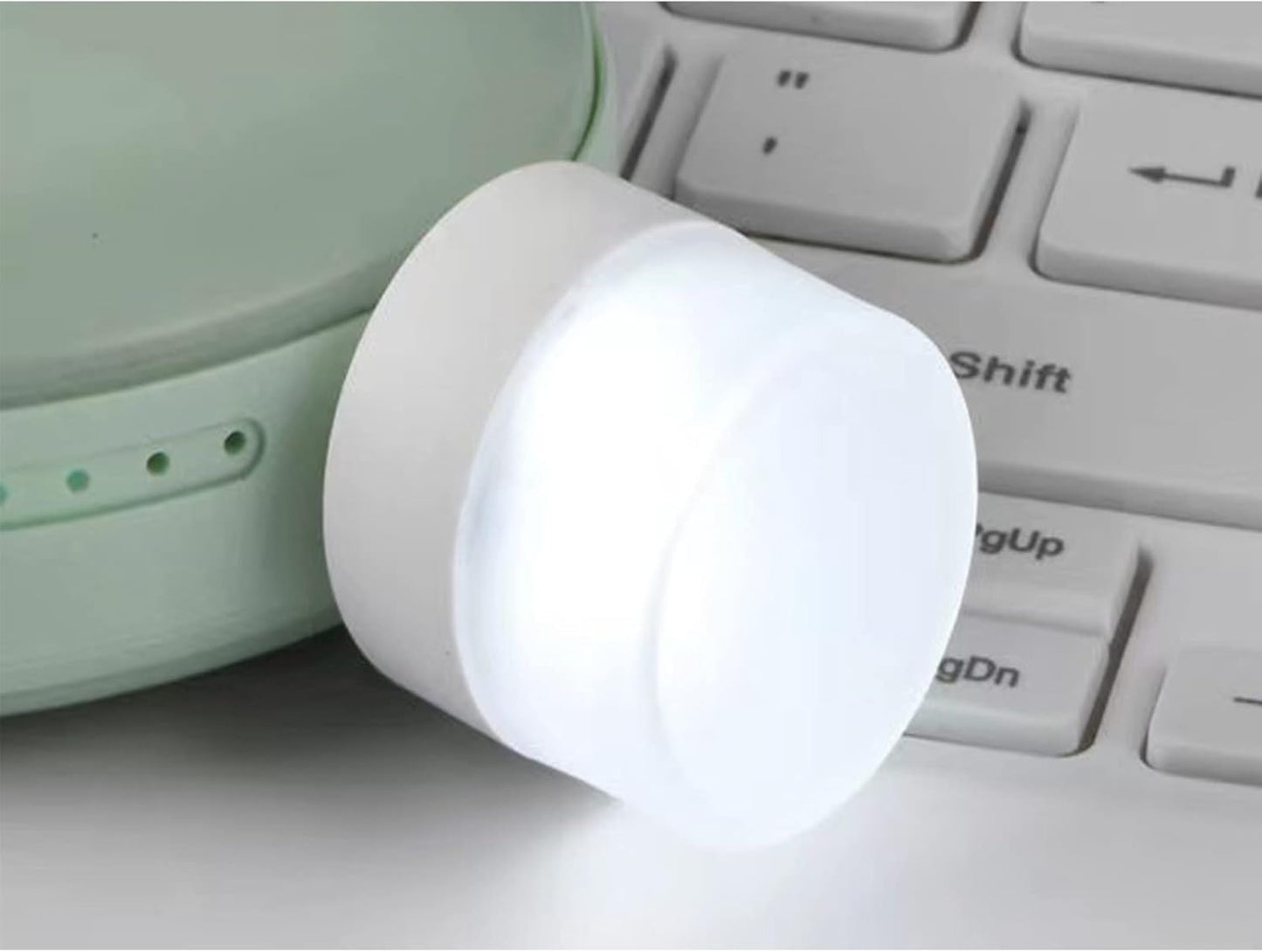 USB Night Light, LED Mini Light Bulb, Plug in Night Light, Small Night Lights, Warm White, USB Light Bulb for Bedroom, Bathroom, Hallway, Nursery, Kitchen, Car Tiny Light 6PS (6 White)